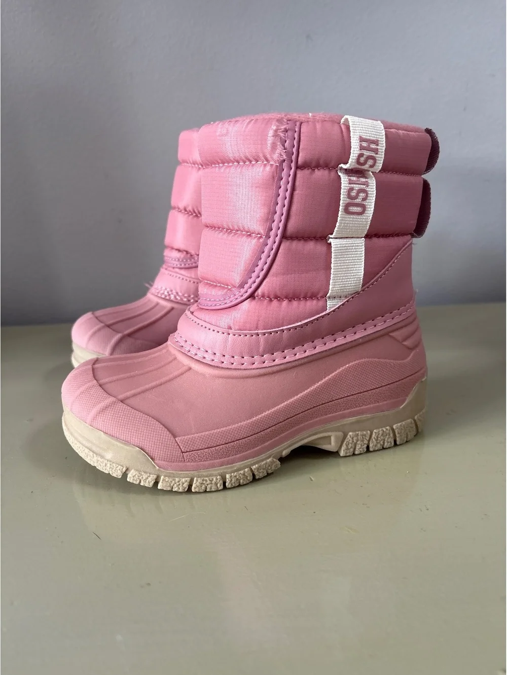 OshKosh Pink Winter Snow Boots for Toddlers size 7 Kids